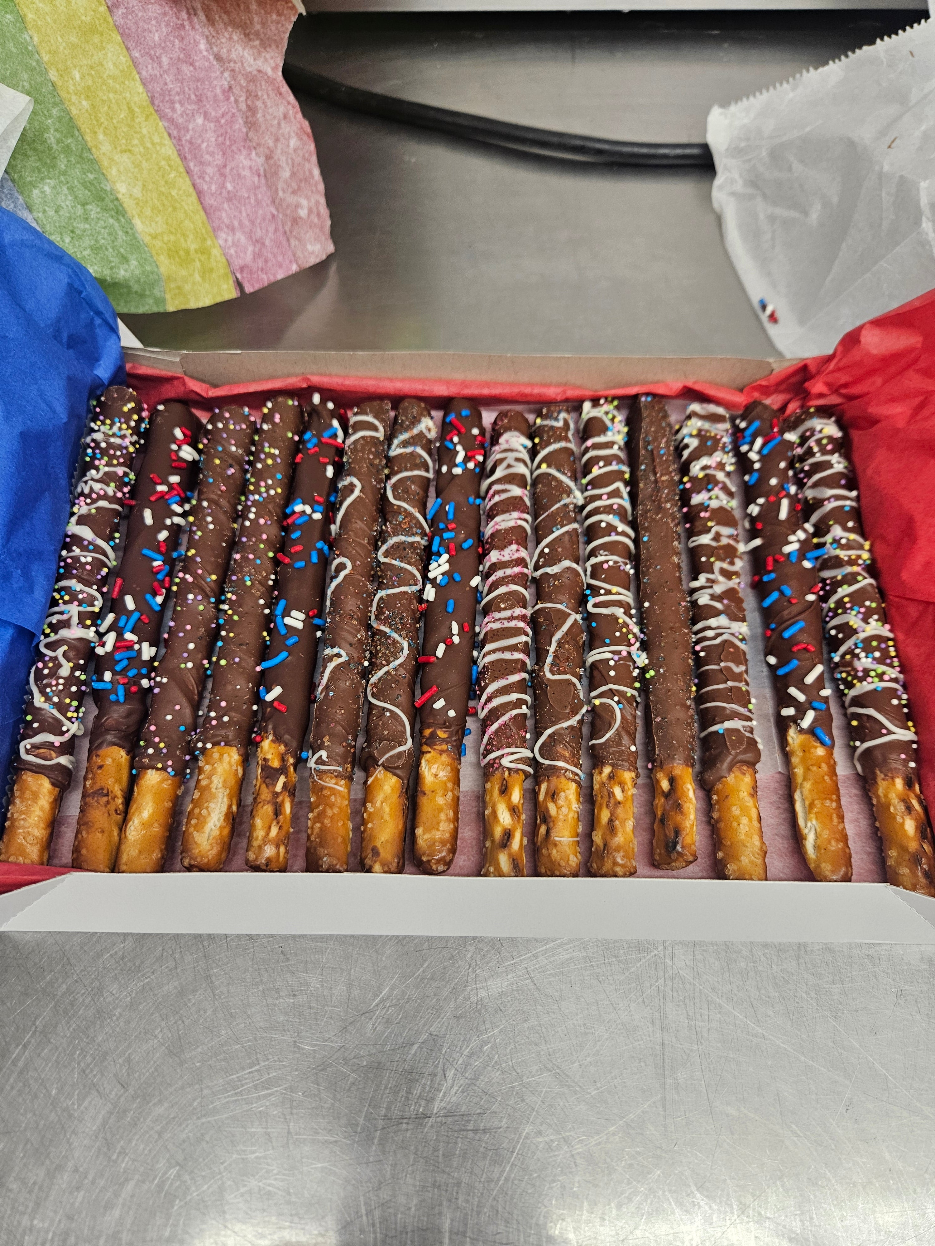 Pretzel Rod Box